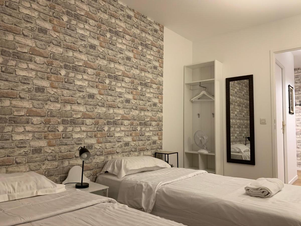 Disney, Very Spacious Comfortable 3 Bedrooms Family Apartment, 8 Pers, Wifi, Netflix เชสซี ภายนอก รูปภาพ