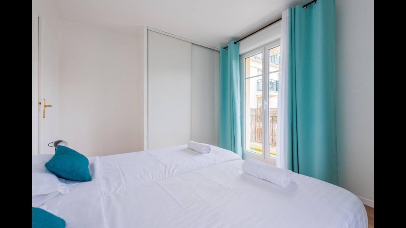 Disney, Very Spacious Comfortable 3 Bedrooms Family Apartment, 8 Pers, Wifi, Netflix เชสซี ภายนอก รูปภาพ